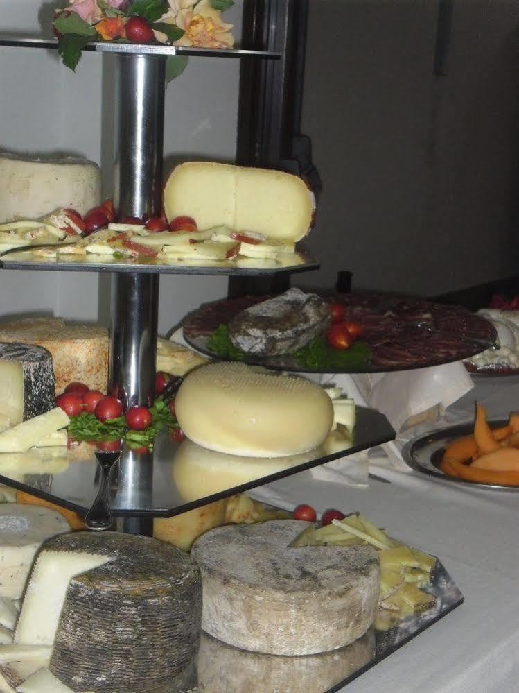 Hotel Ristorante Farneta Cortona Exteriör bild