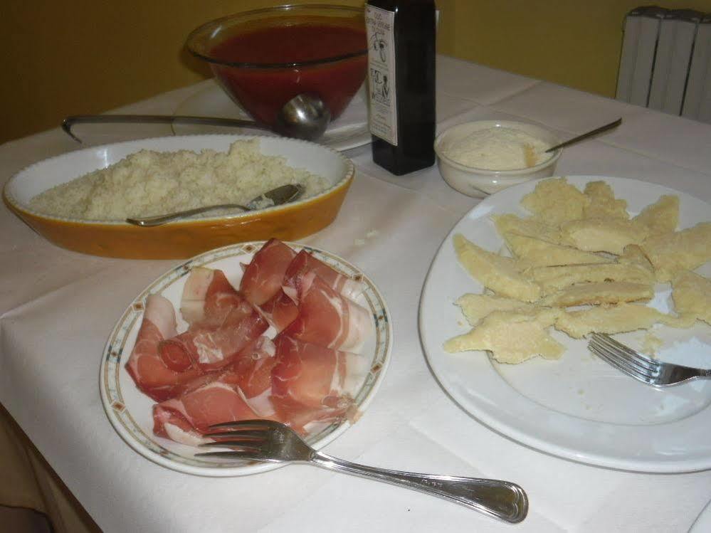 Hotel Ristorante Farneta Cortona Exteriör bild